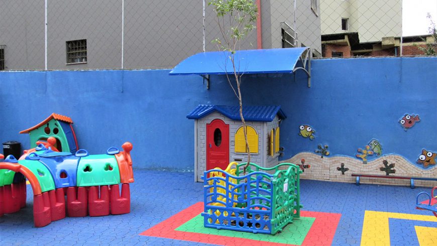 Parque da Educação Infantil ‘ganha’ mais uma árvore