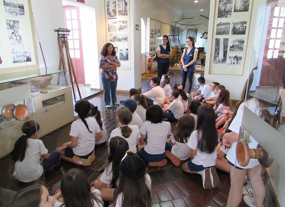 4º Ano visita Museu Histórico e Planetário de Londrina